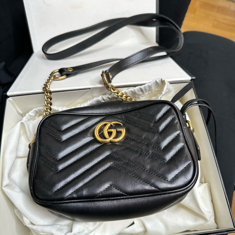 Gucci (authentic) mini GG Marmont chain shoulder bag